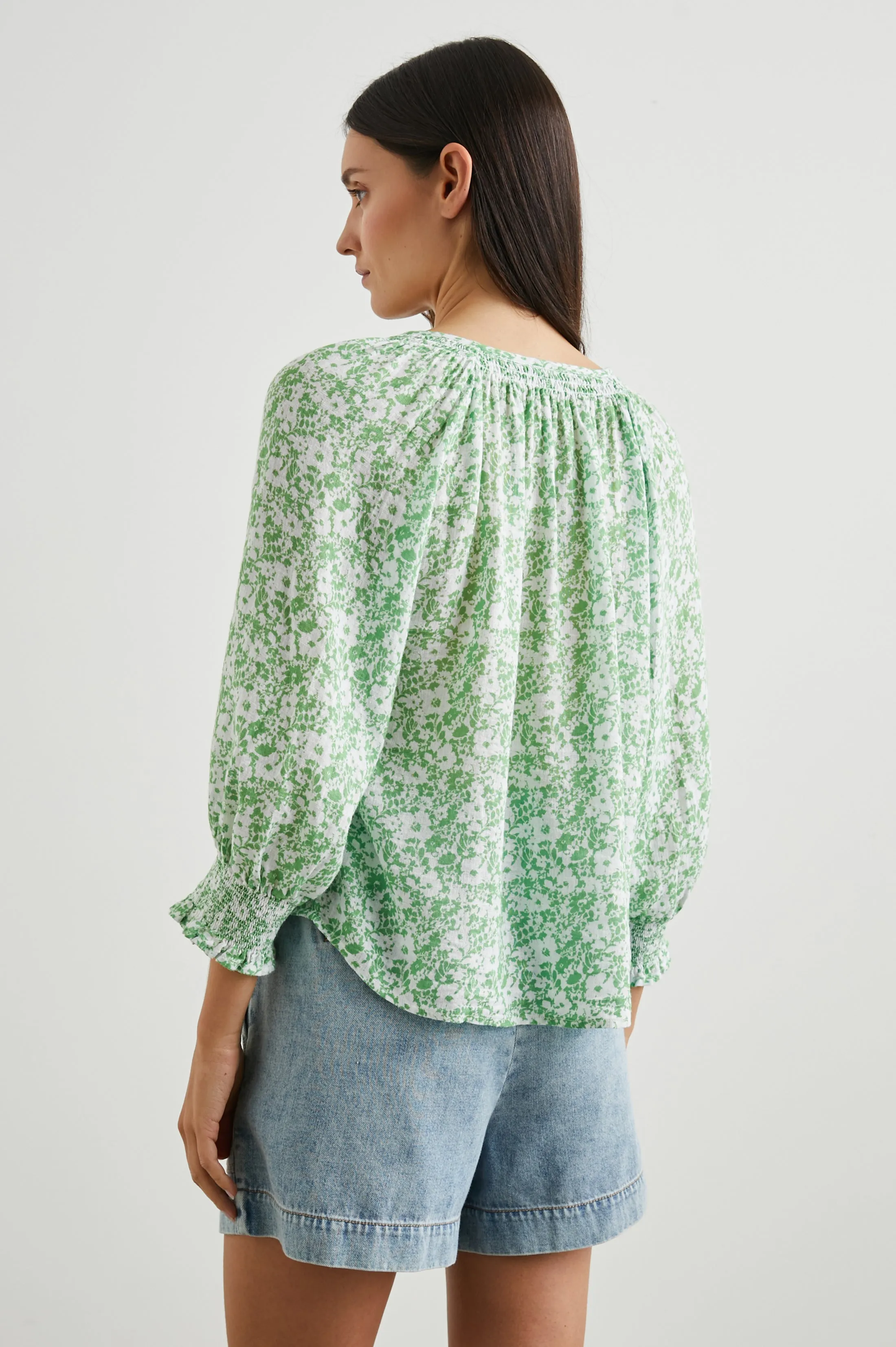 MARIAH TOP - GREEN TEXTURE FLORAL