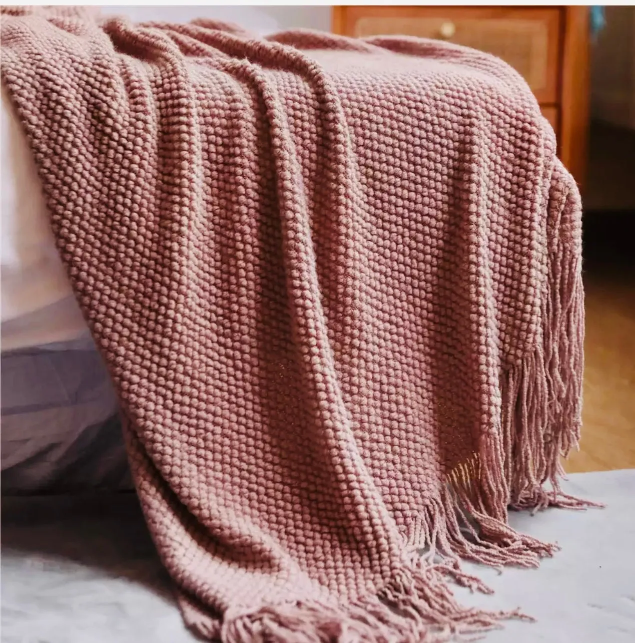Soft Blanket, Dusty Rose Throw Blanket With Tassels, Size 50x90", Selmont Pink Throw Blanket for Couch/Home, Pink Blanket Gift For Women